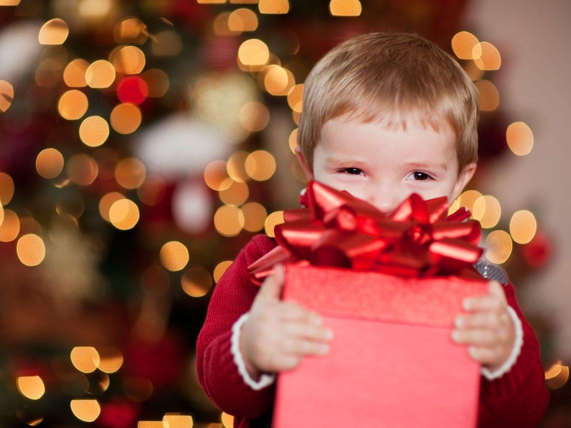 El mejor regalo de navidad para un niño es el que educa