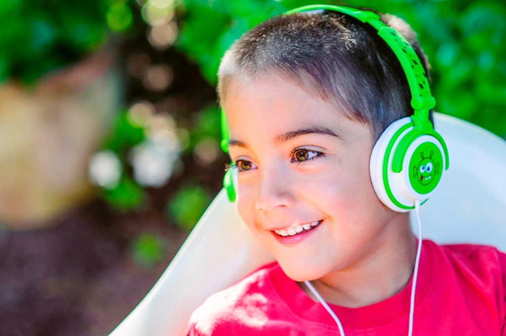 poderosas razones para que tus hijos escuchen música