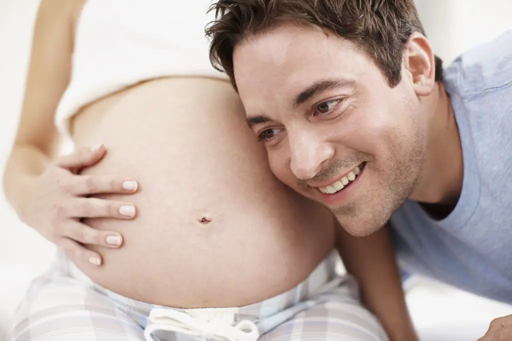 Háblale a tu bebé desde el vientre