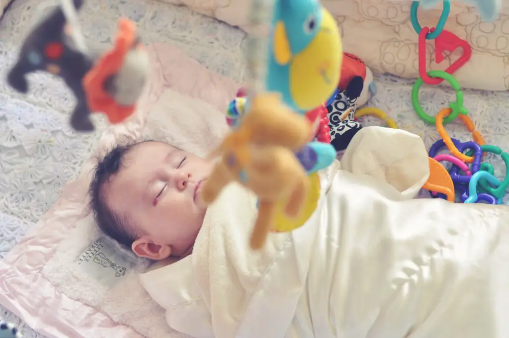 Bebés: El Riesgo de muerte súbita puede disminuirse con el ventilador