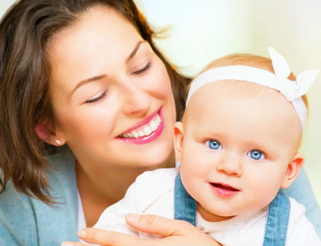 lo que no sabias del primer año de ser mamá lo que no sabias del primer año de ser mamá
