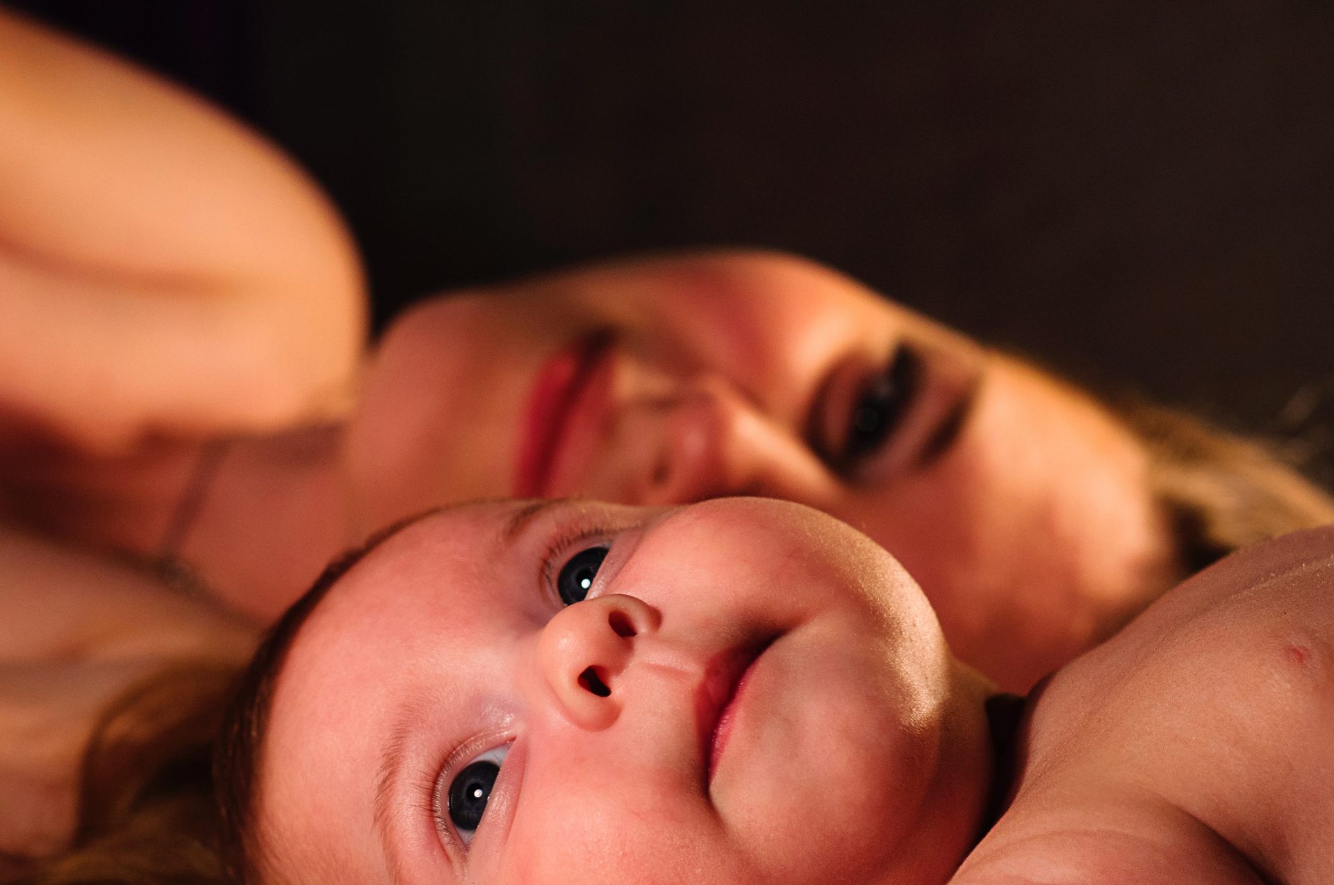 La cesárea aumenta el riesgo de obesidad infantil