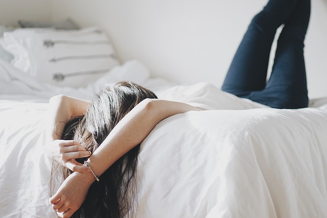 mujer durmiendo