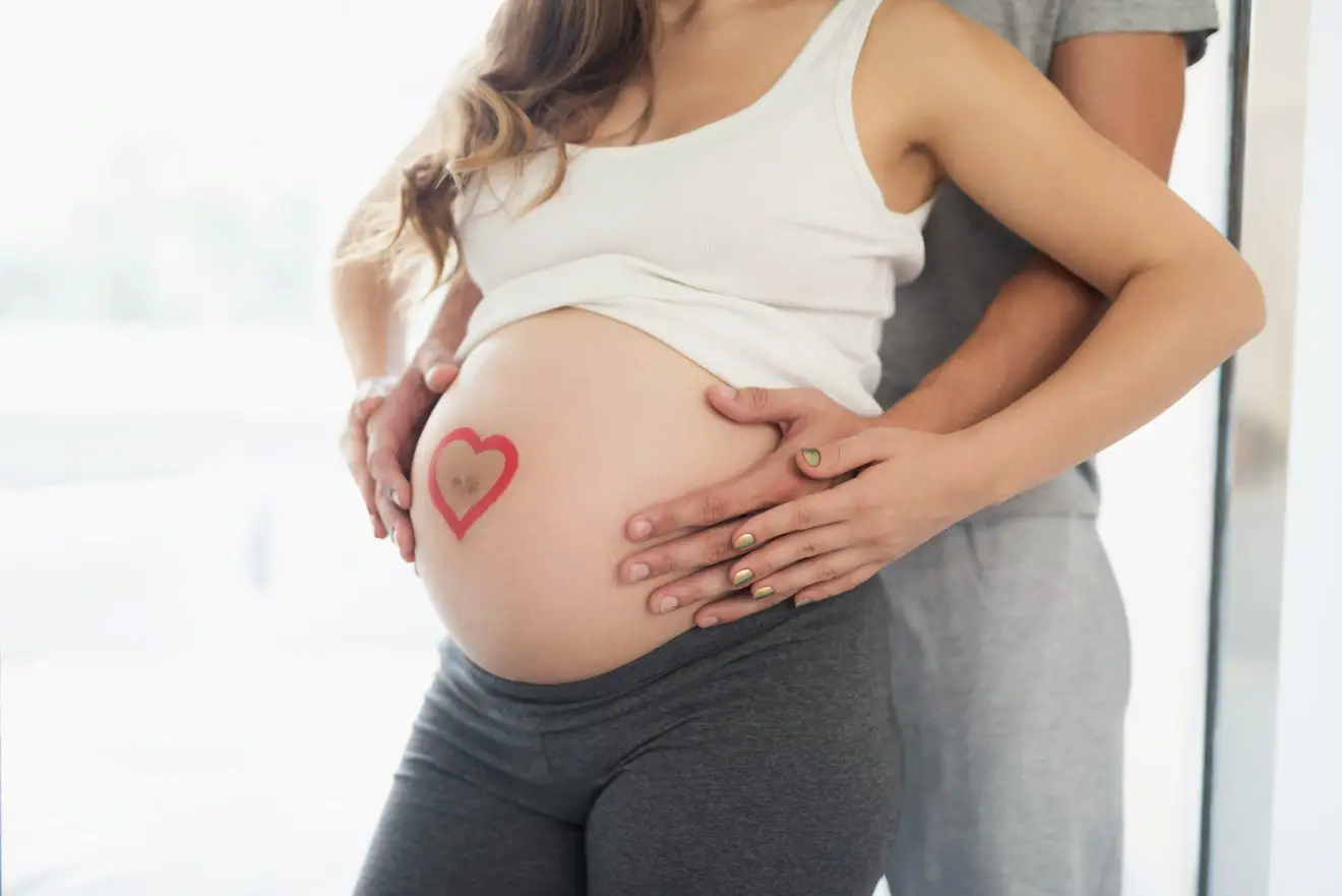 31 Semanas De Embarazo El Bebé Practica Su Respiración En