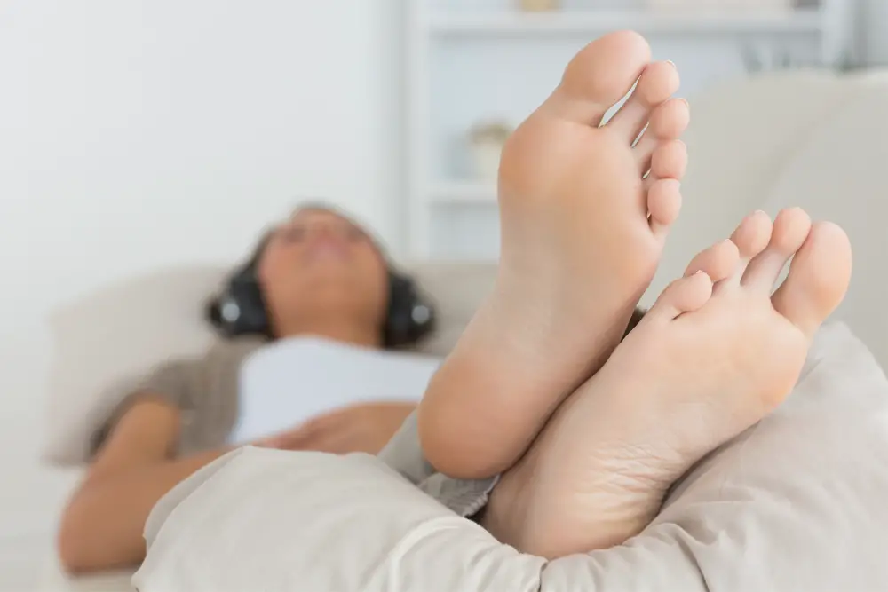 porque se hinchan los pies en el embarazo porque se hinchan los pies en el embarazo