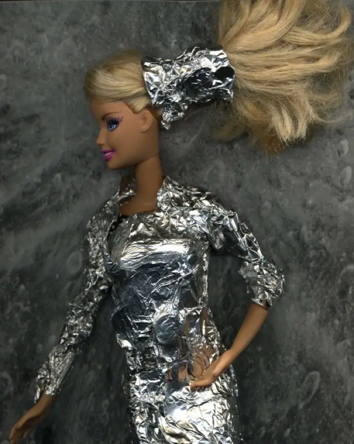 barbie vestido de aluminio