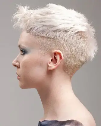 Pelo Corto Rapado Mujer
