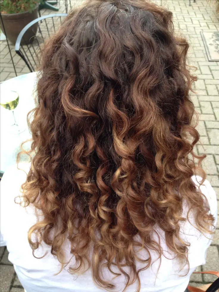 mechas californianas rizos