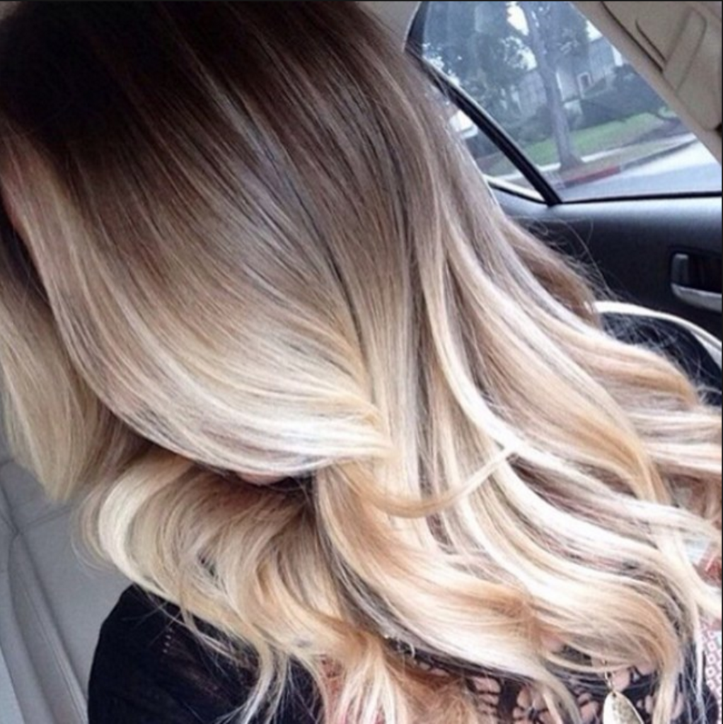 mechas californianas rubio claro