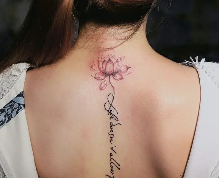 tatuajes para mujeres de flore de loto color