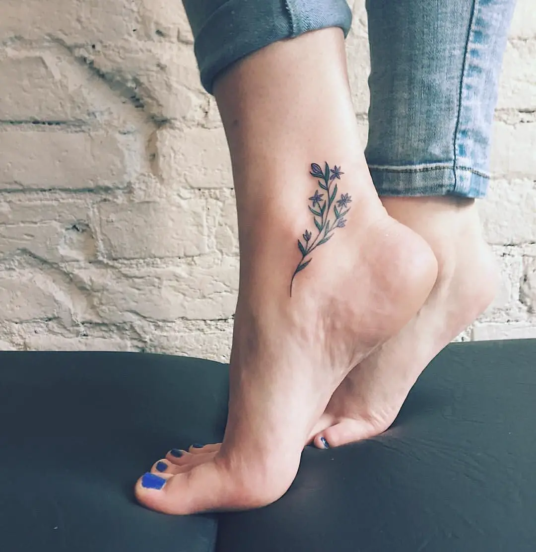 tatuajes para mujeres tobillo