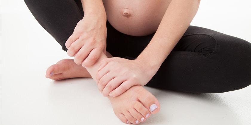 dolor de piernas en el embarazo masajes