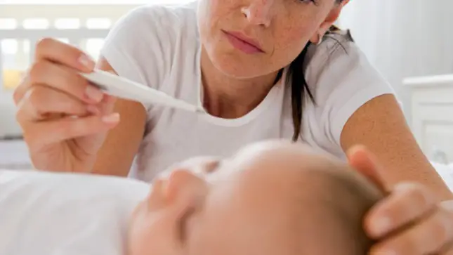 como bajar la fiebre a un bebe métodos como bajar la fiebre a un bebe métodos