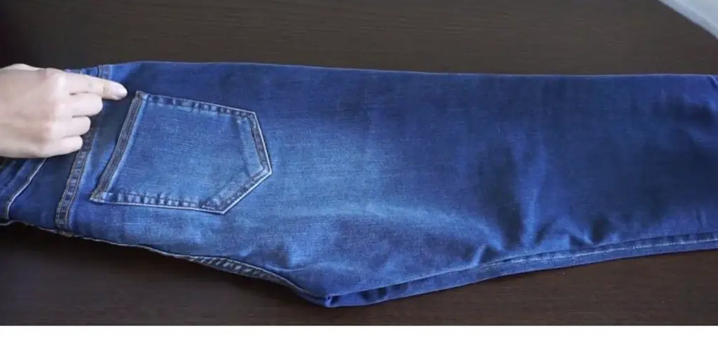 Doblar los pantalones Doblar los pantalones