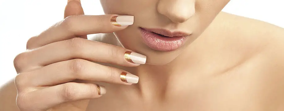 Uñas esculpidas:¿Cómo hacerlas? La moda que se impone en el 2019 (Curso  Gratis)