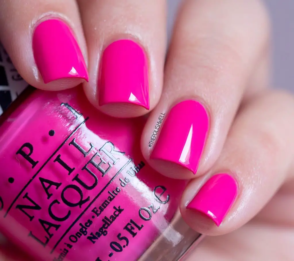 esmalte de una fucsia