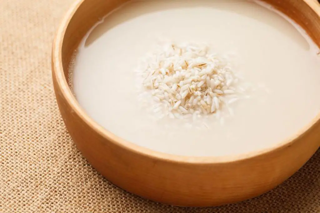 remedios caseros para el dolor de estomago de agua de arroz