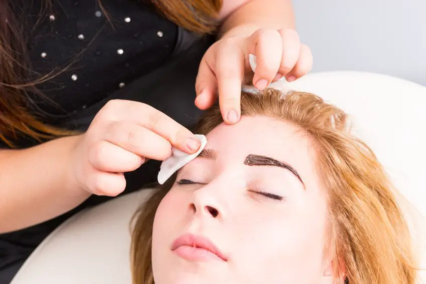 sombreado de cejas con henna sombreado de cejas con henna