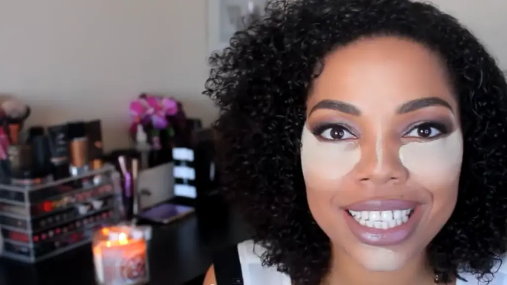 Cuidado con tonos claros en maquillaje para morenas Cuidado con tonos claros en maquillaje para morenas
