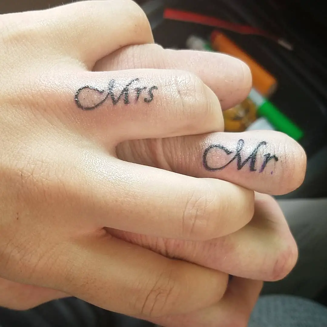 tatuajes para parejas Sr y Sra