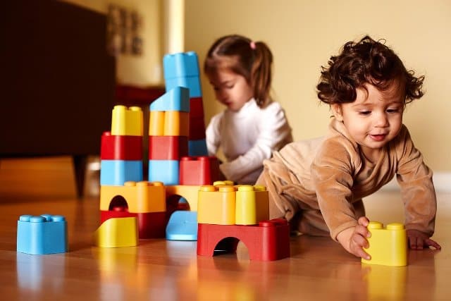 juegos para bebes de un ano cubos juegos para bebes de un ano cubos