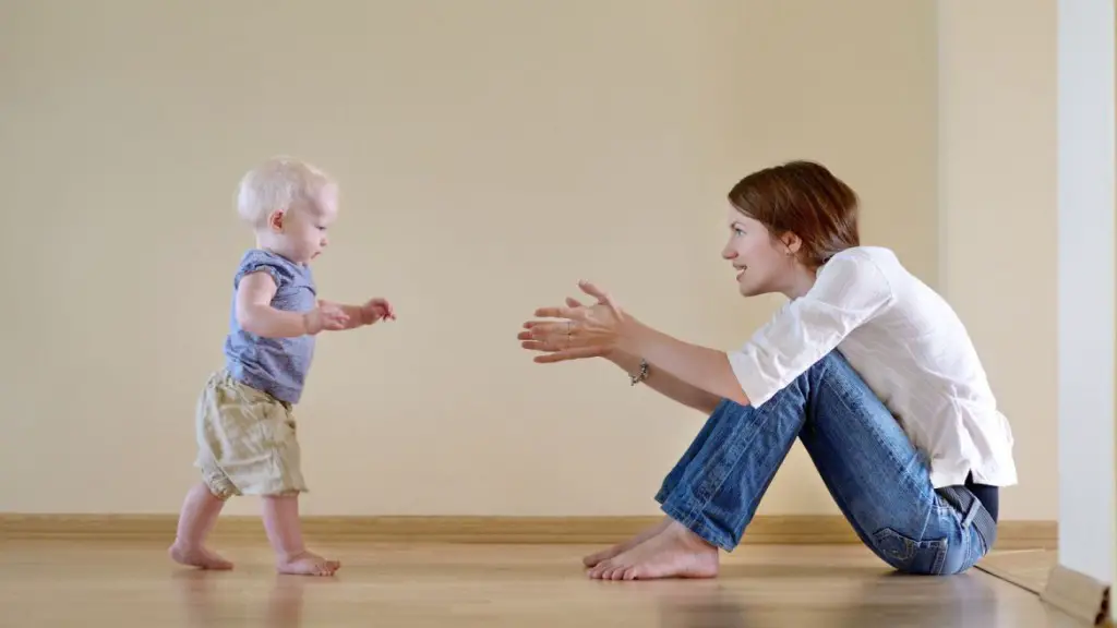 juegos para bebes de un ano caminando juegos para bebes de un ano caminando