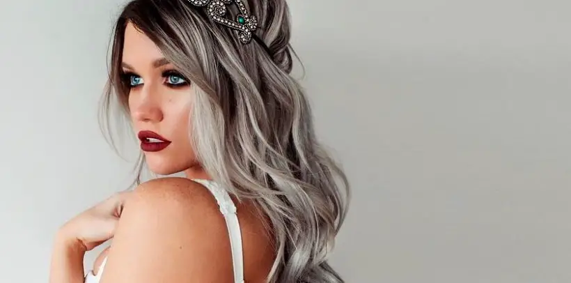 mechas platinadas en gris mechas platinadas en gris