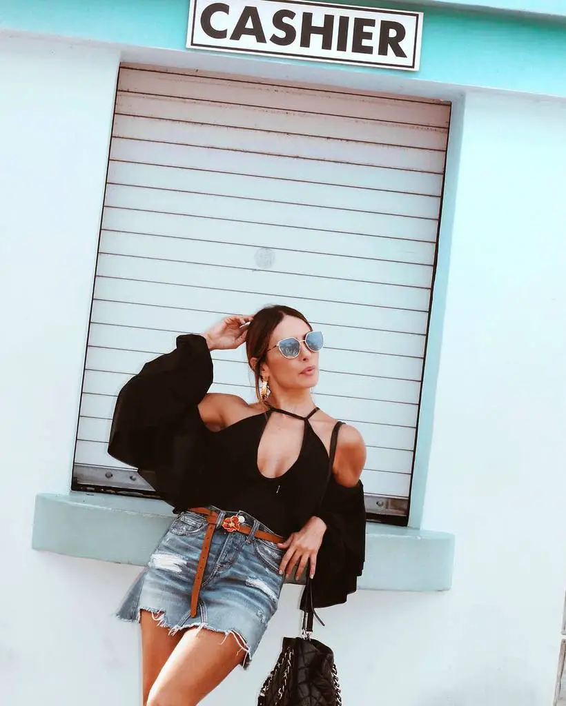 Outfits de faldas escotes
