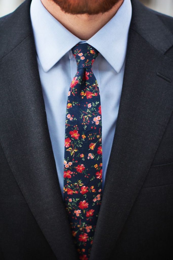 corbatas floreadas 