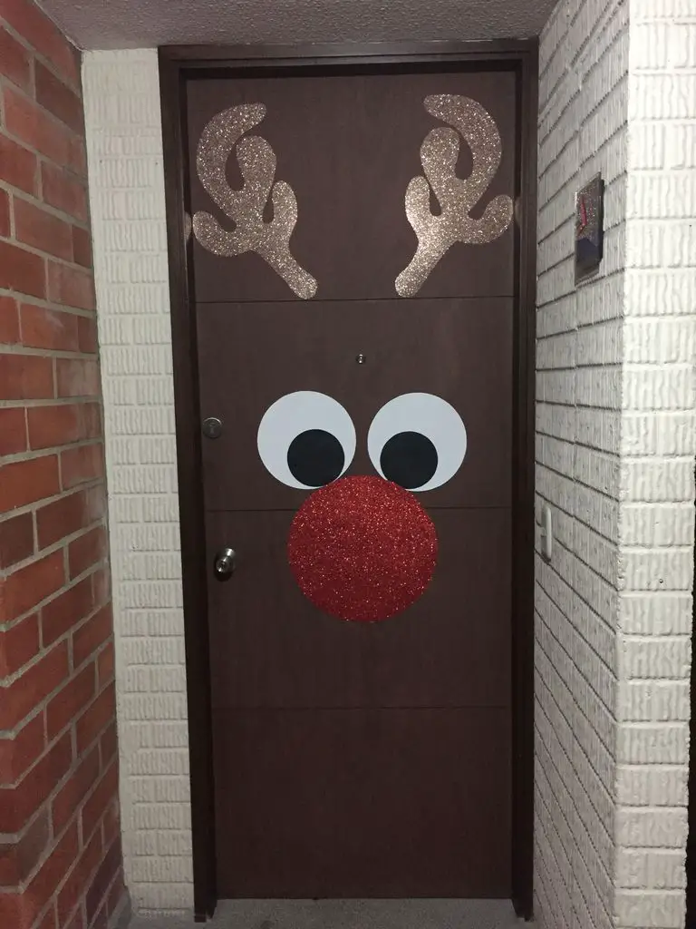 puerta navideña reno