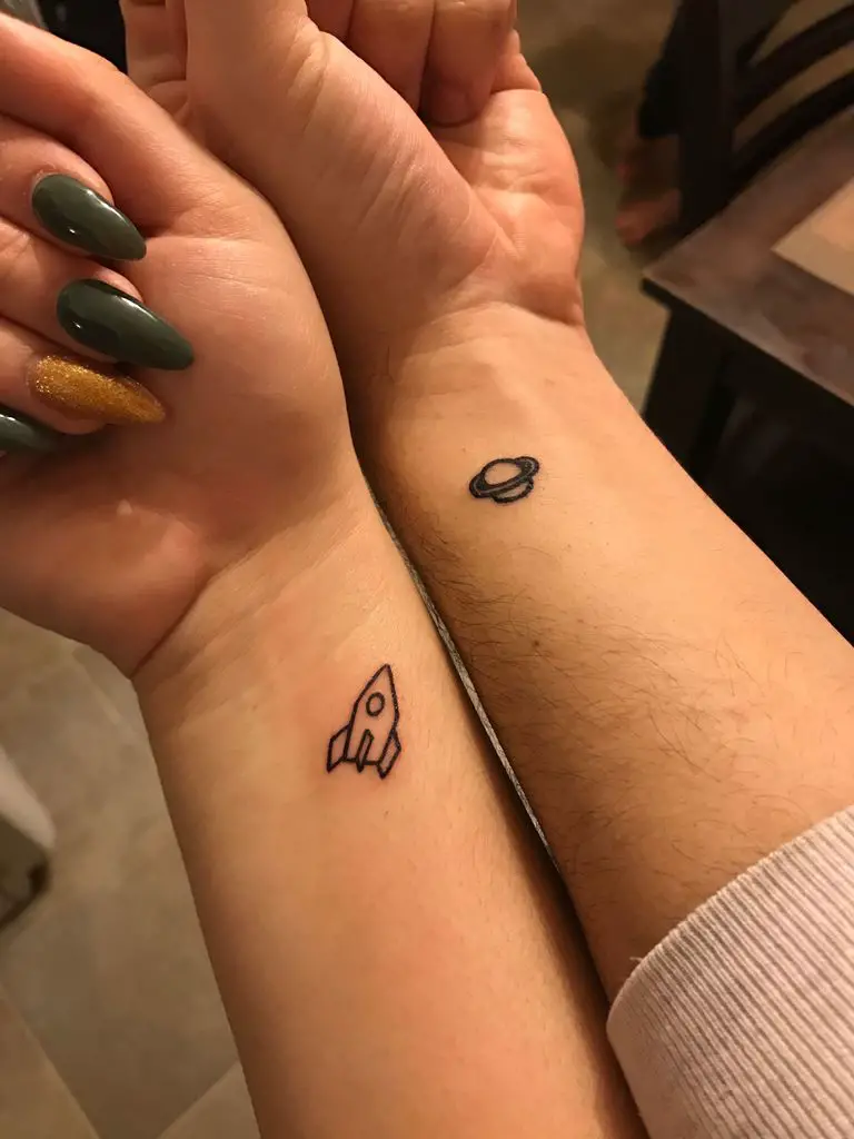 Tatuajes pequeños para parejas 
