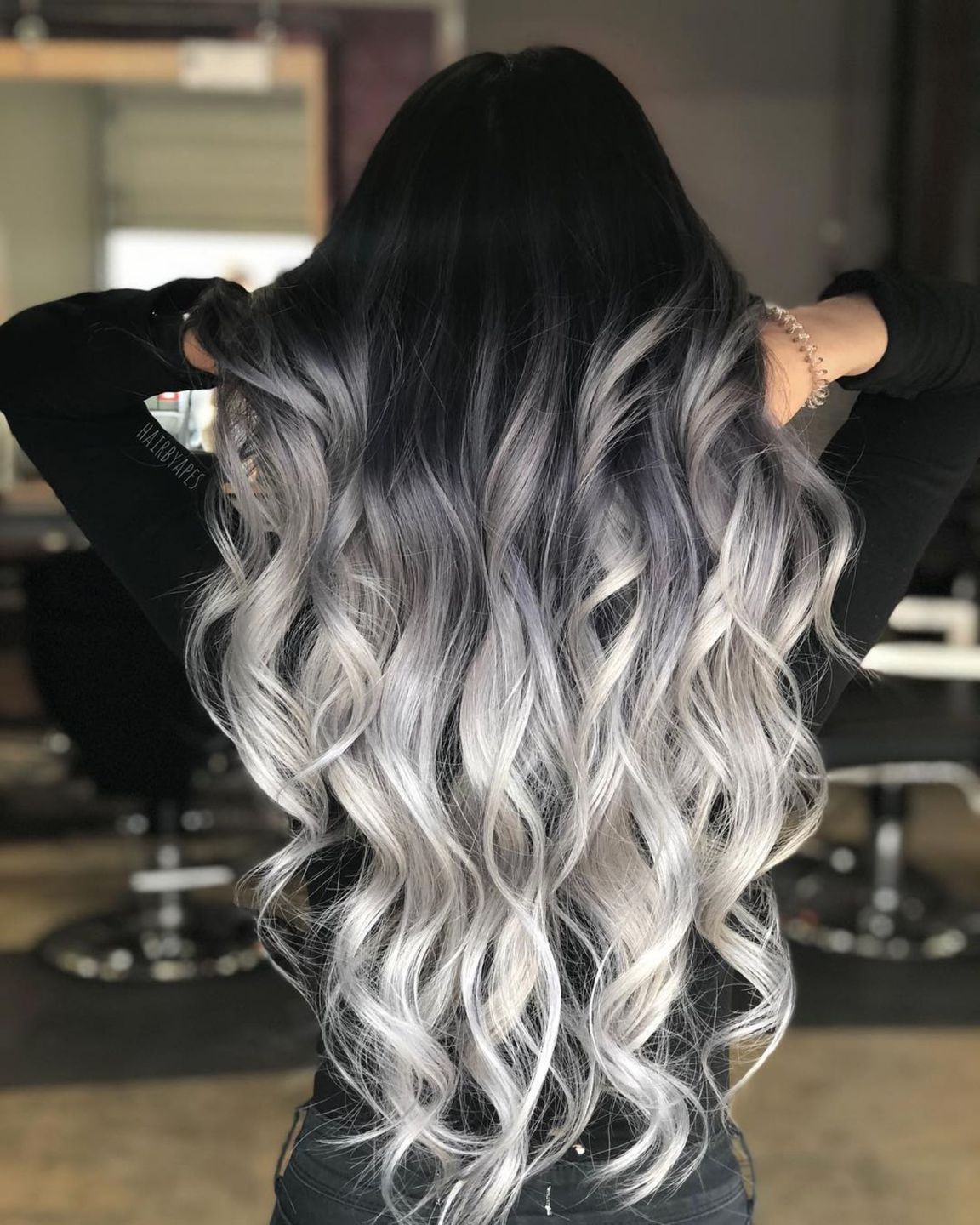 mechas californianas en gris