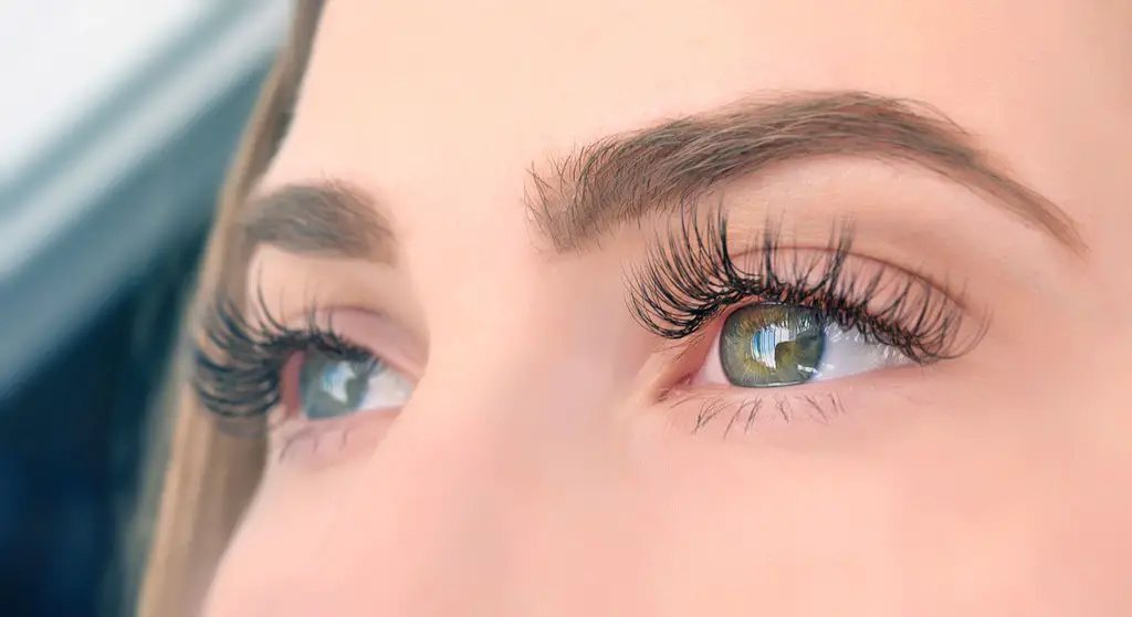 una mirada mas profunda con la permanente de pestanas una mirada mas profunda con la permanente de pestanas