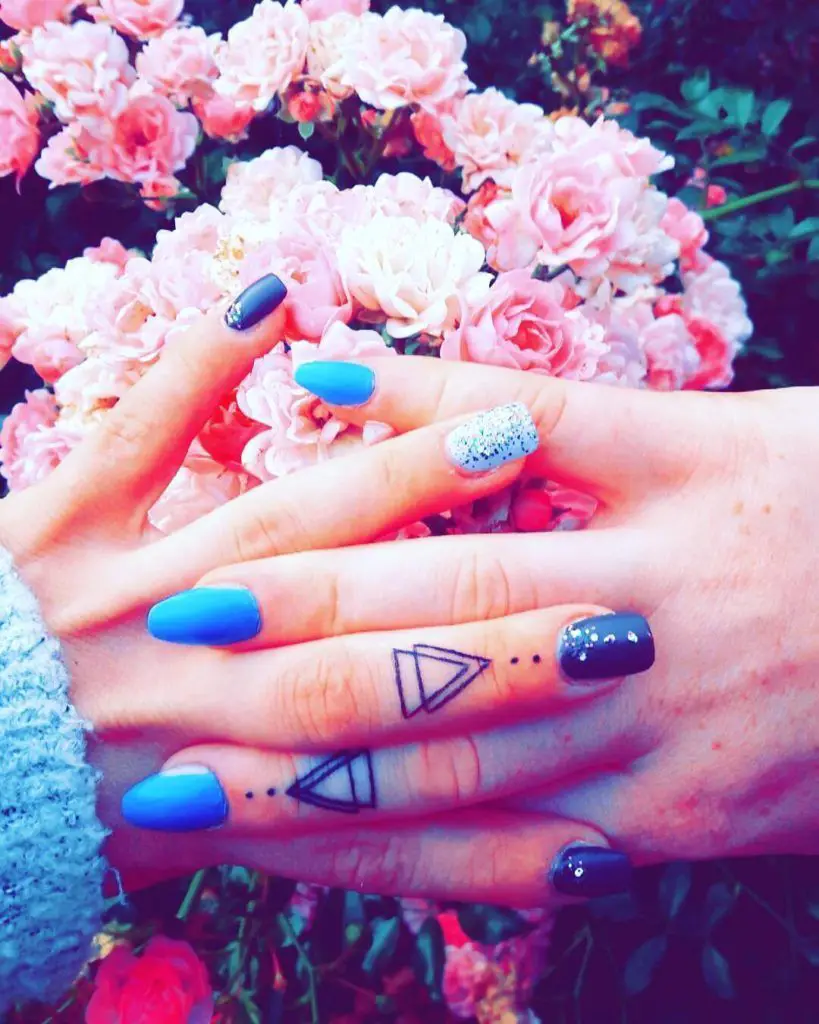 Tatuajes pequeños para amigas Tatuajes pequeños para amigas