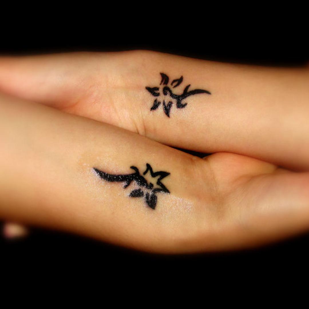 Tatuajes pequeños para amigas Tatuajes pequeños para amigas