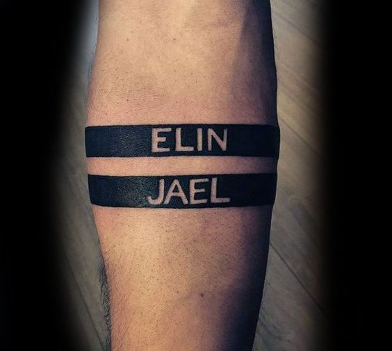 Tatuajes de nombres para hombres: 30 ideas originales (+significado)