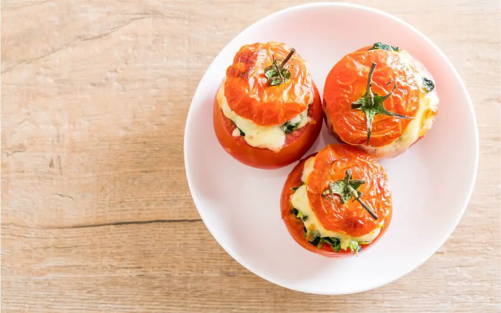 almuerzos saludables tomates rellenos