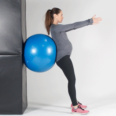 Ejercicios para embarazadas con balon de pilates 
