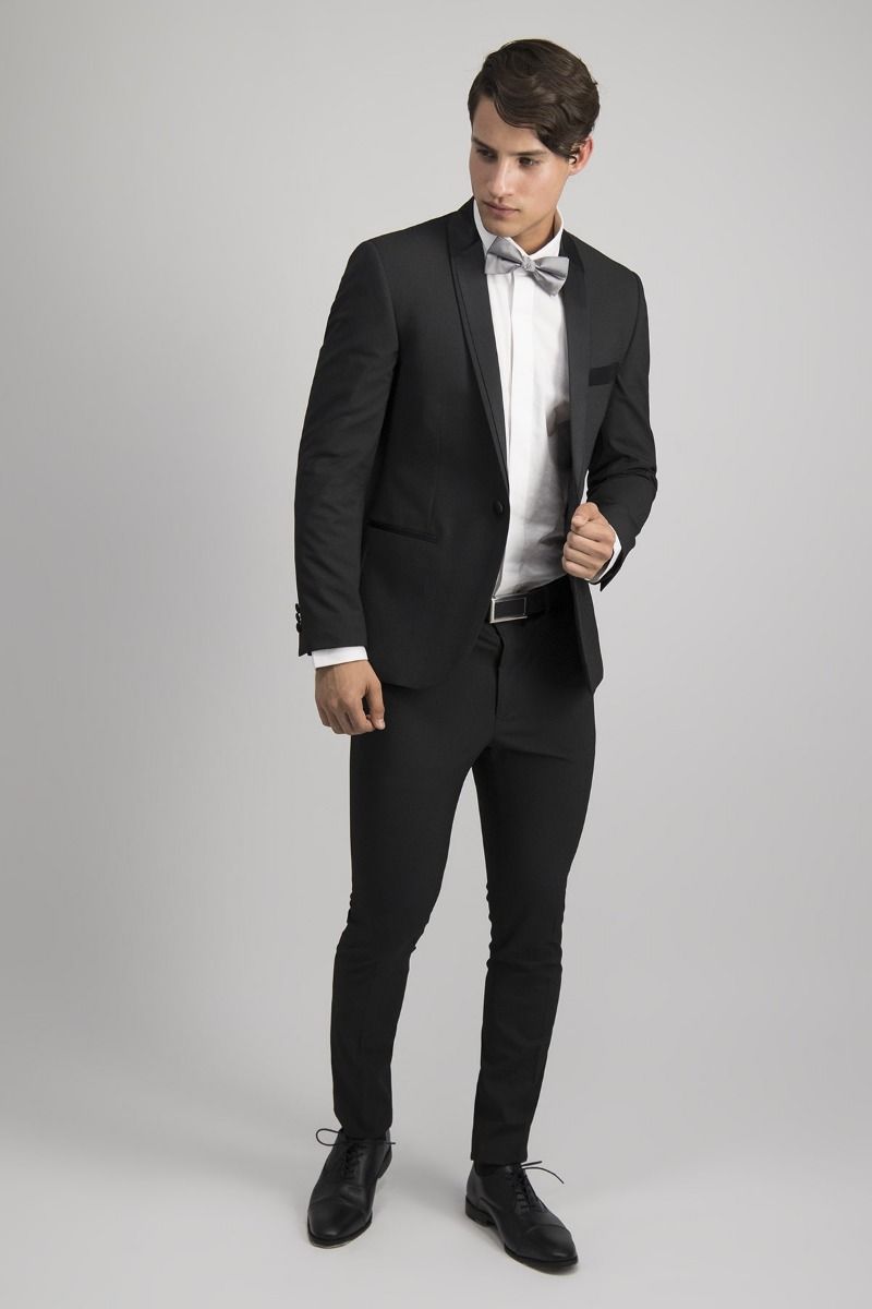 outfit de graduación para hombres 