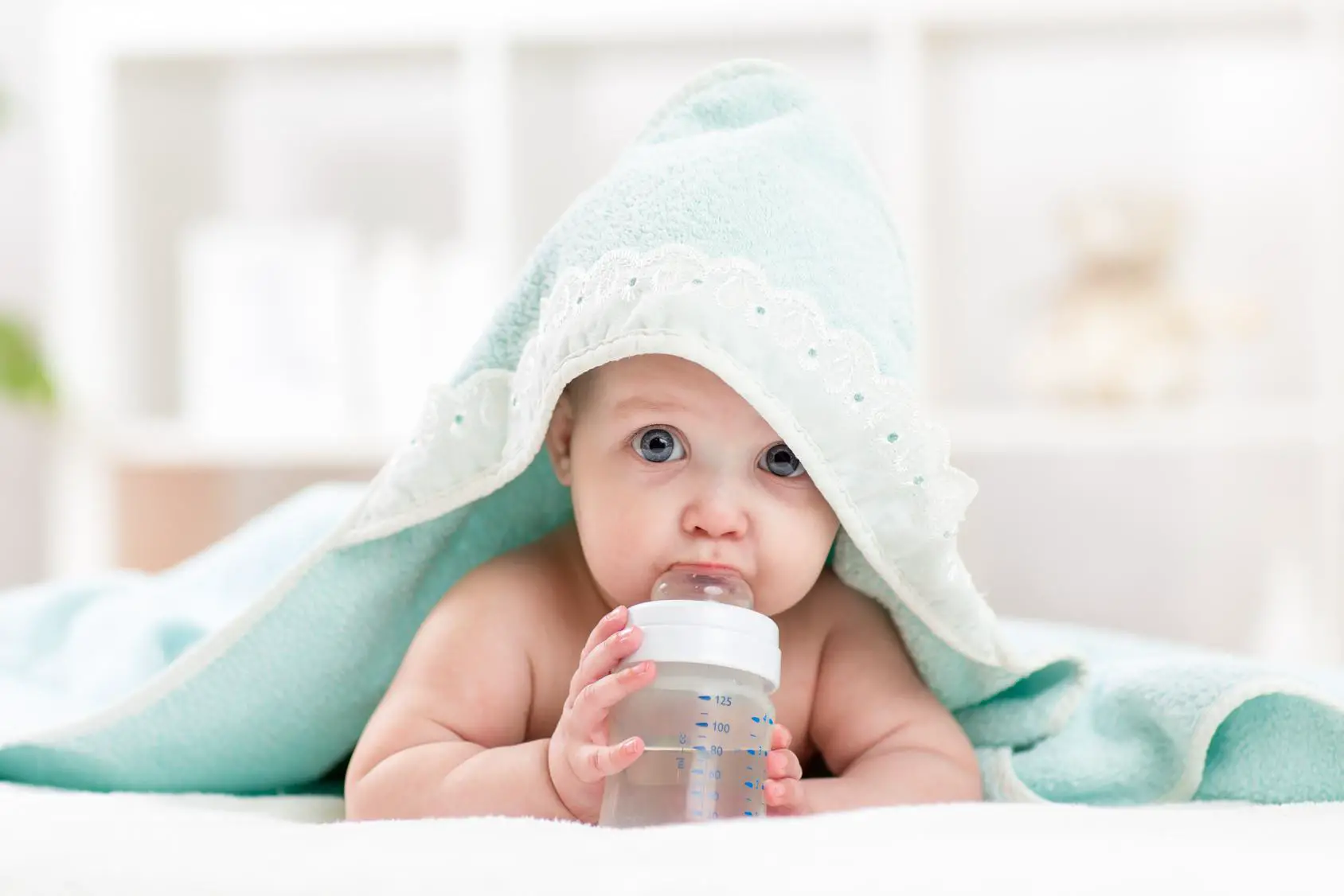 Los bebes pueden tomar agua a que edad
