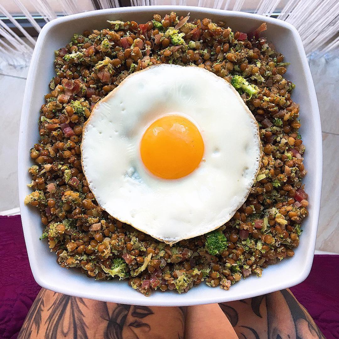 Recetas con un huevo Recetas con un huevo y espárragos ideal para compartir en familia