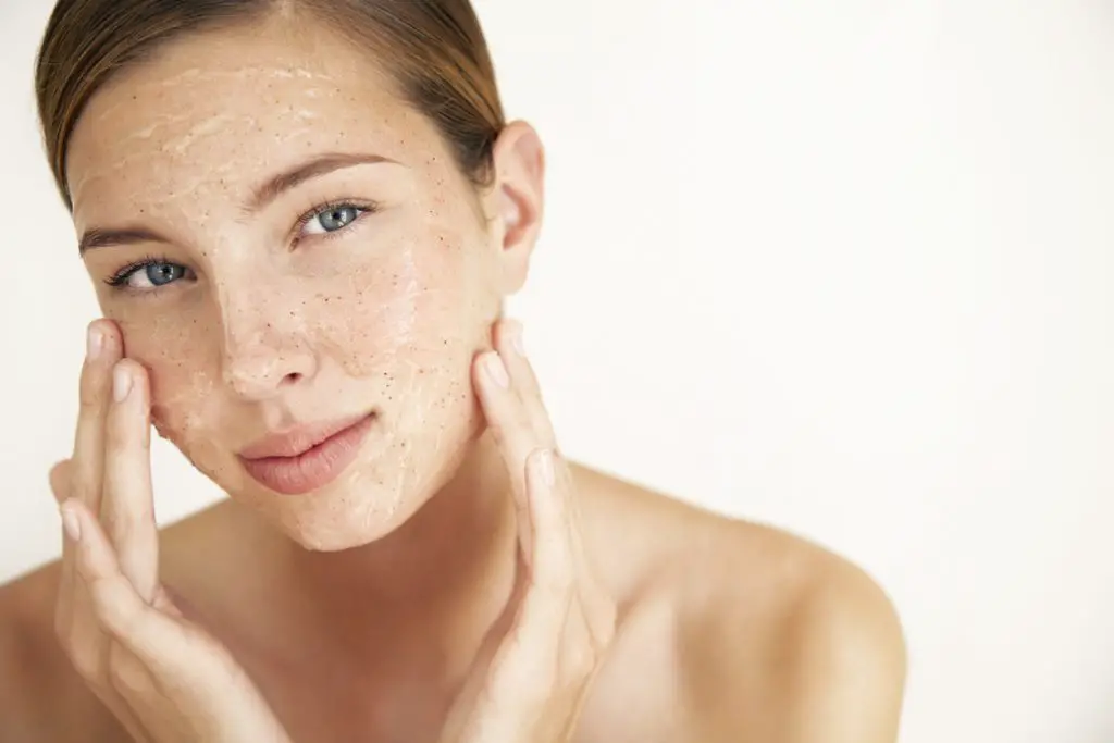 Exfoliante casero para piel grasa Exfoliante casero para piel grasa 1