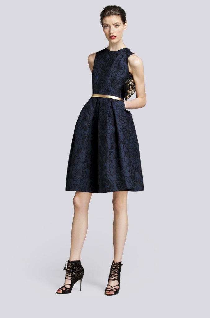 25 Formas De Llevar Un Vestido Azul Y Lucirte Con El Mejor Outfit 25-formas-de-llevar-un-vestido-azul-y-lucirte-con-el-mejor-outfit