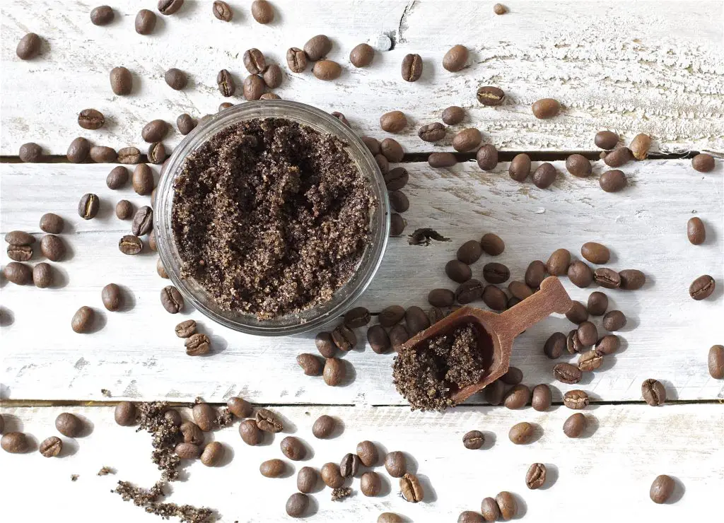 mascarilla de cafe y aceite de coco