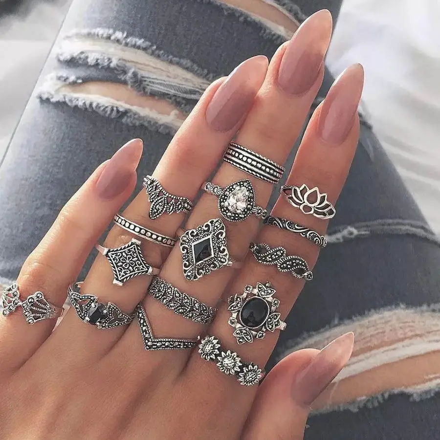 25 Estilos de anillos para mujeres que toda chica moderna debe tener