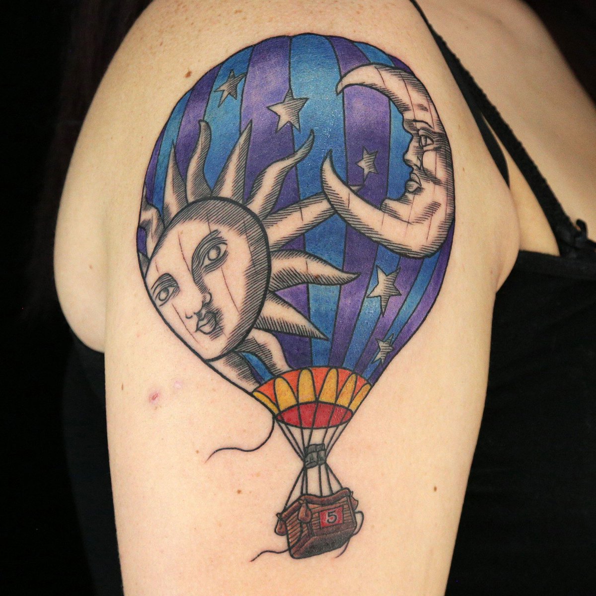 tatuaje de sol y luna tatuaje de sol y luna