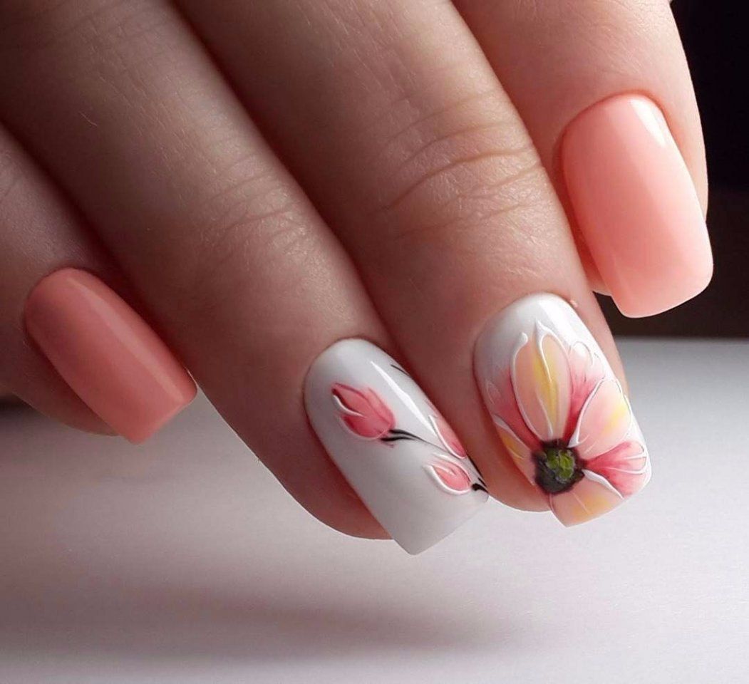 Uñas color coral Uñas color coral