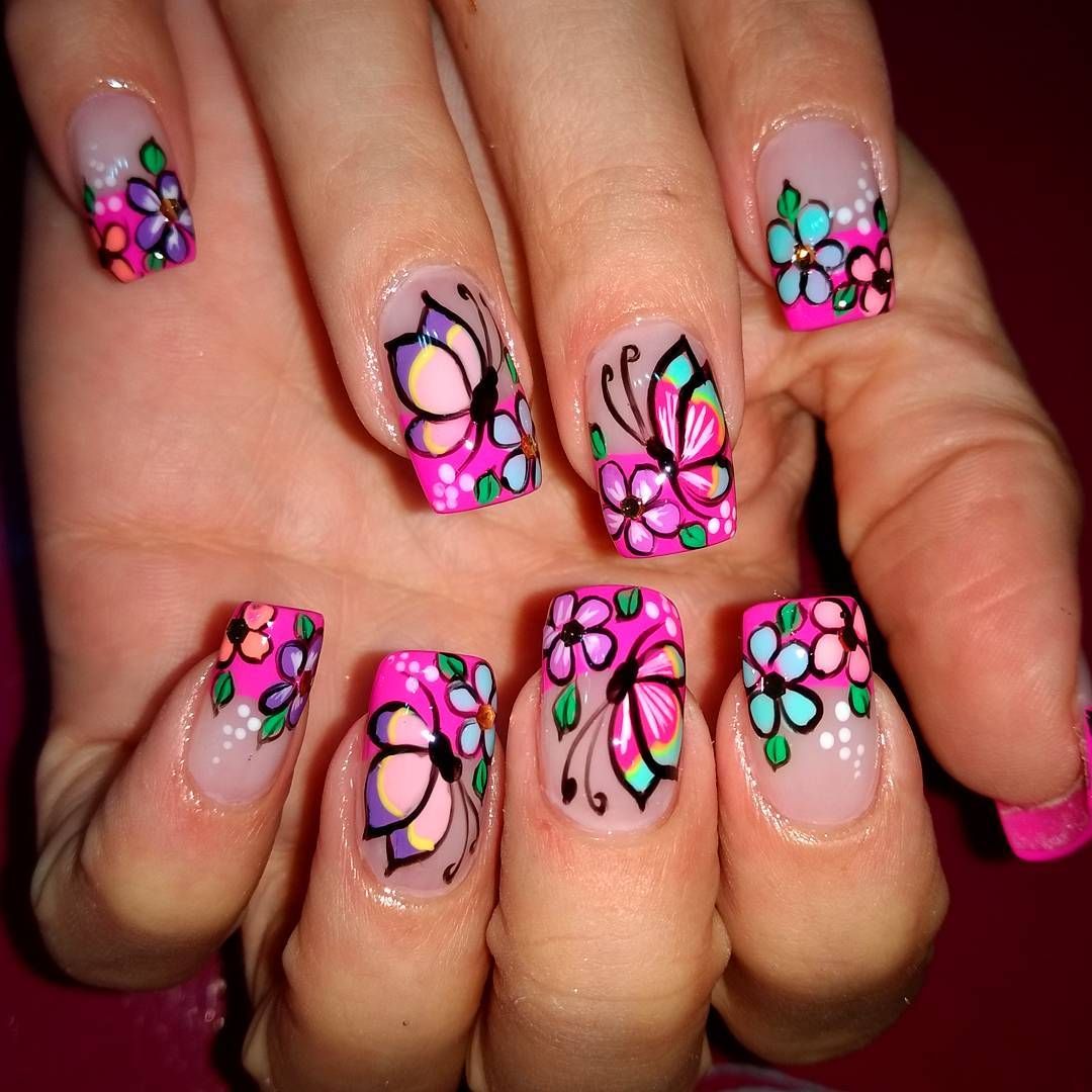 Uñas decoradas flores y mariposas Uñas decoradas flores y mariposas