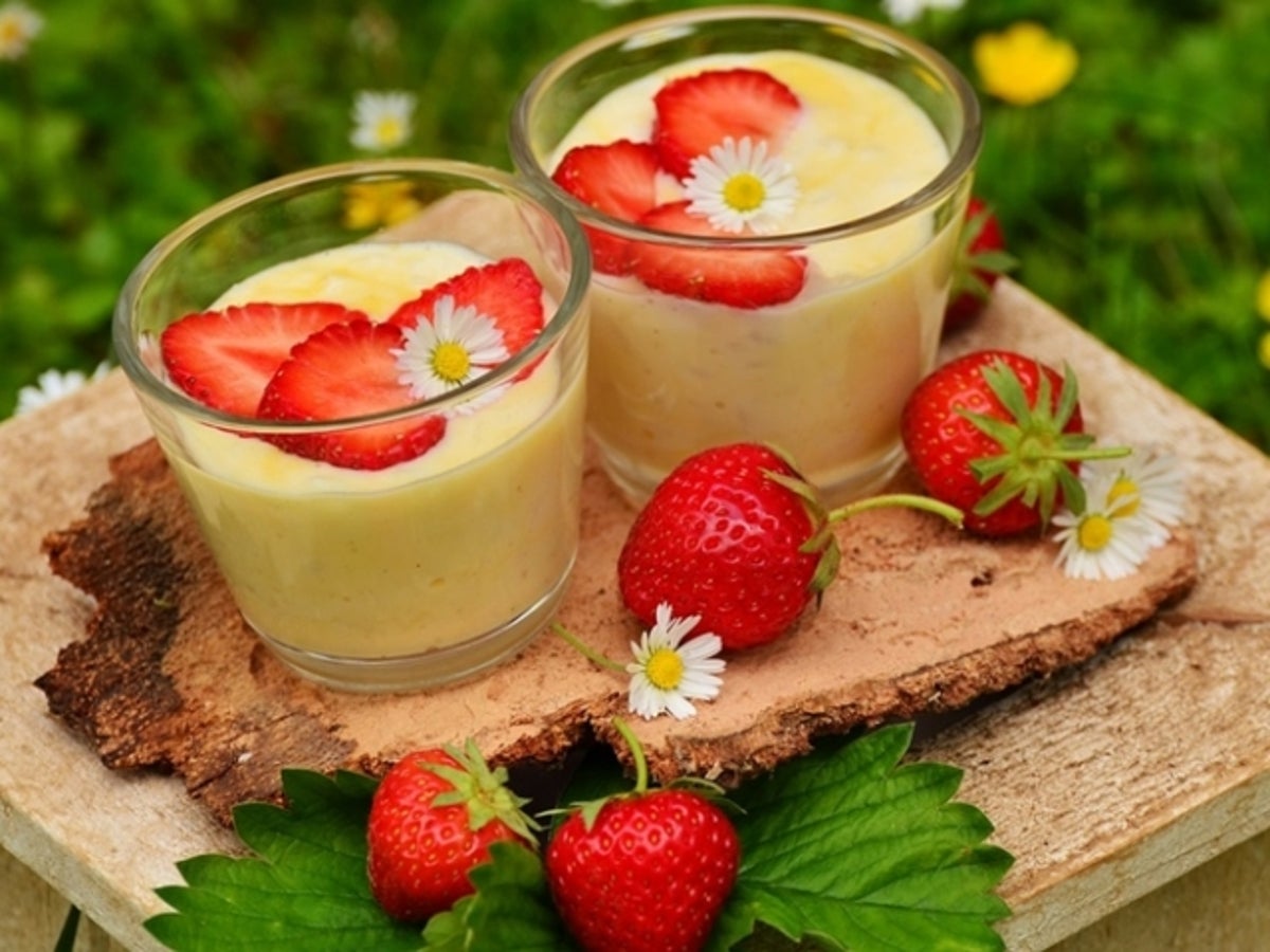 Postres con frutilla Postres con frutilla