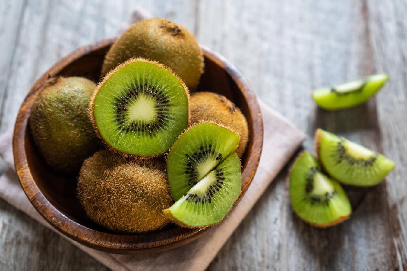 todas las frutas kiwi